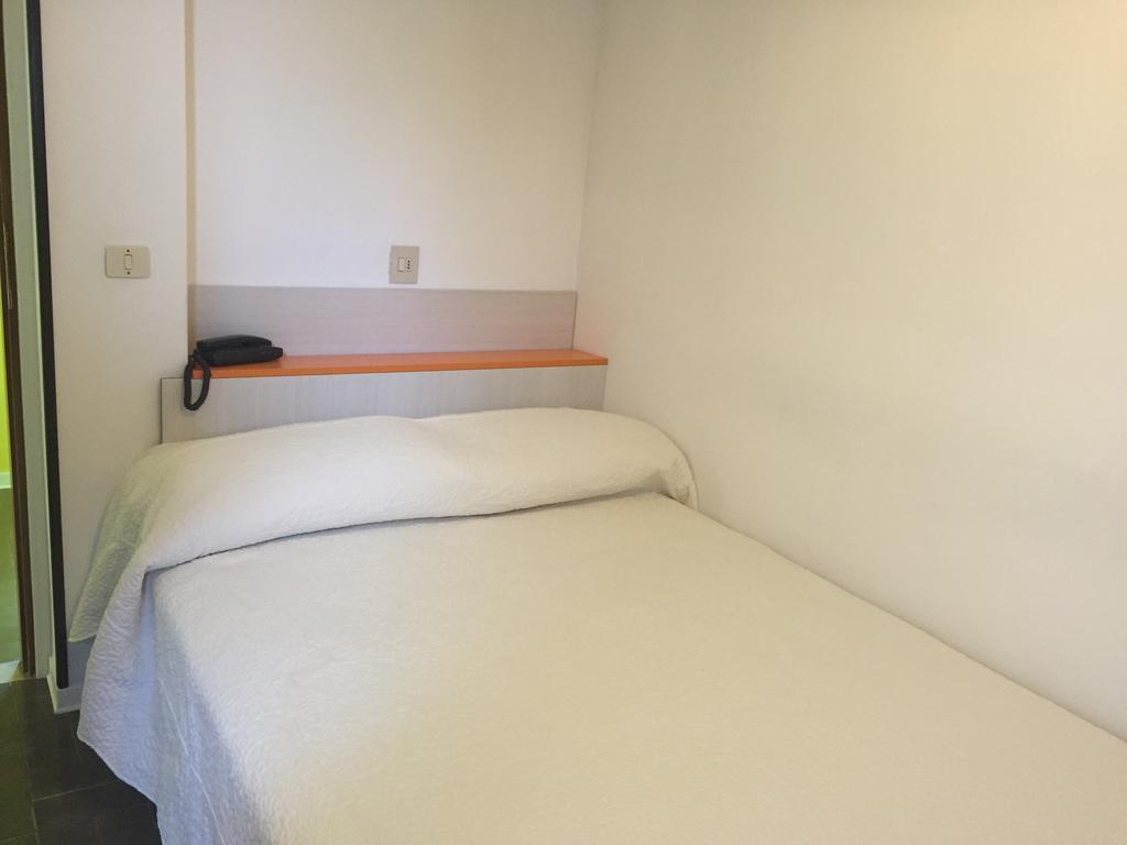 Hotel Halifax リド・ディ・イエゾロ エクステリア 写真